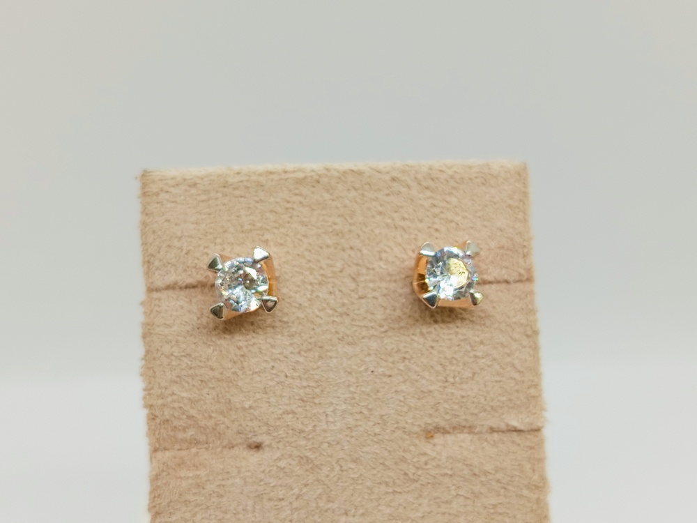 СЕРЬГИ ПУСЕТЫ с камнем (Au 585)