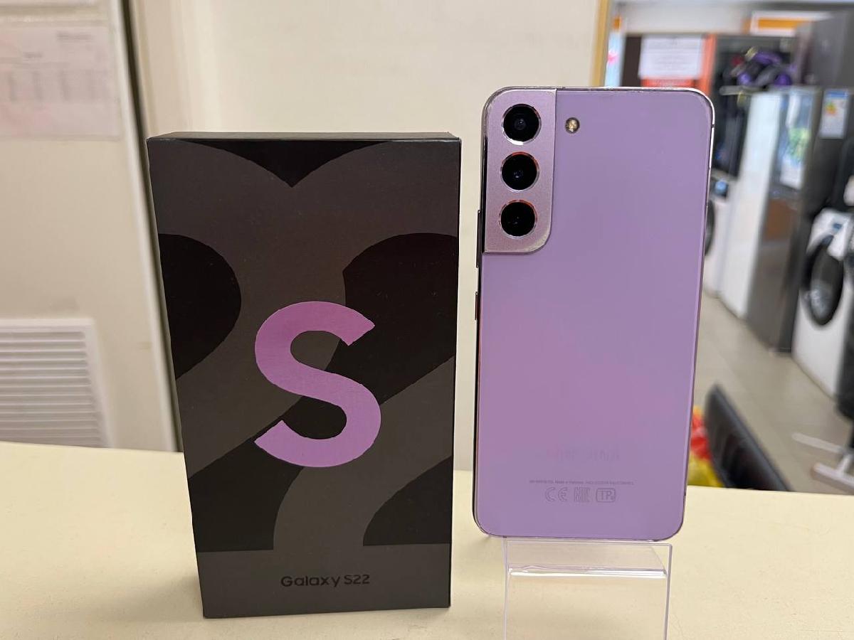 Смартфон Samsung Galaxy S22 8/256