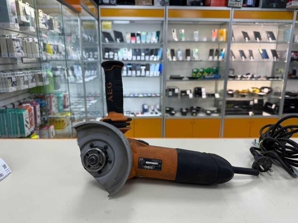 Угловая шлифмашина AEG WS 12-125