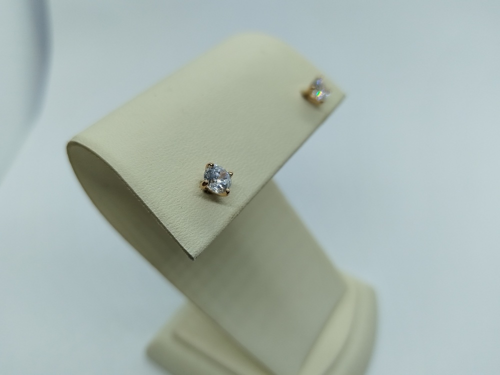 СЕРЬГИ ПУСЕТЫ с камнем (Au 585)