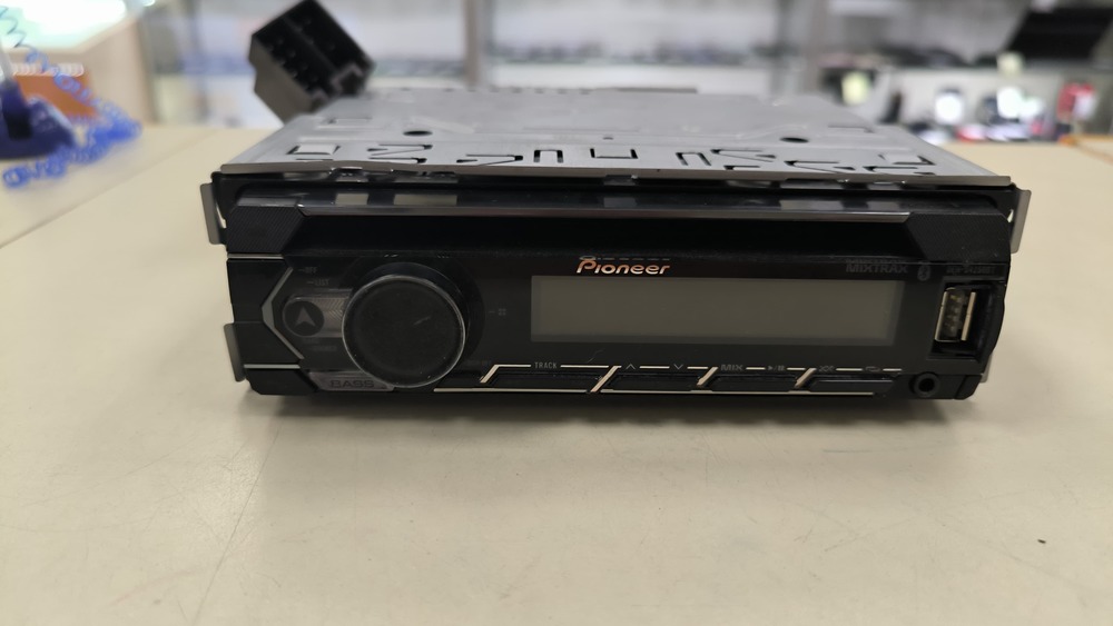 Автомагнитола Pioneer DEH-S4250SD