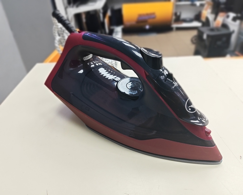 Утюг Tefal Express Steam FV2846E0