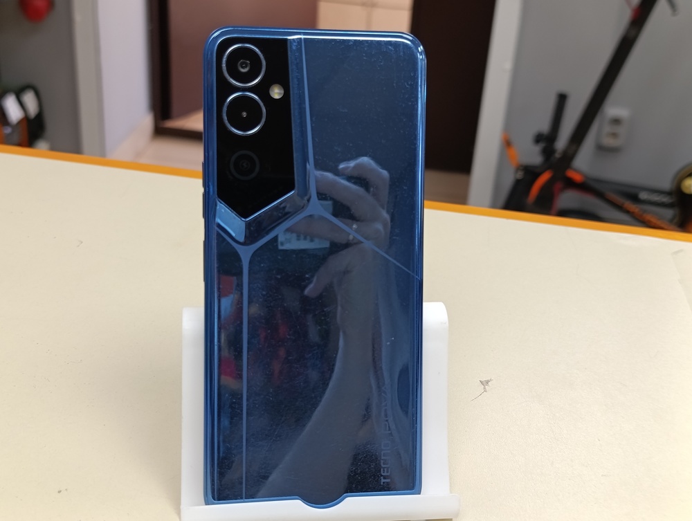 Смартфон Tecno Pova Neo 2 6/128