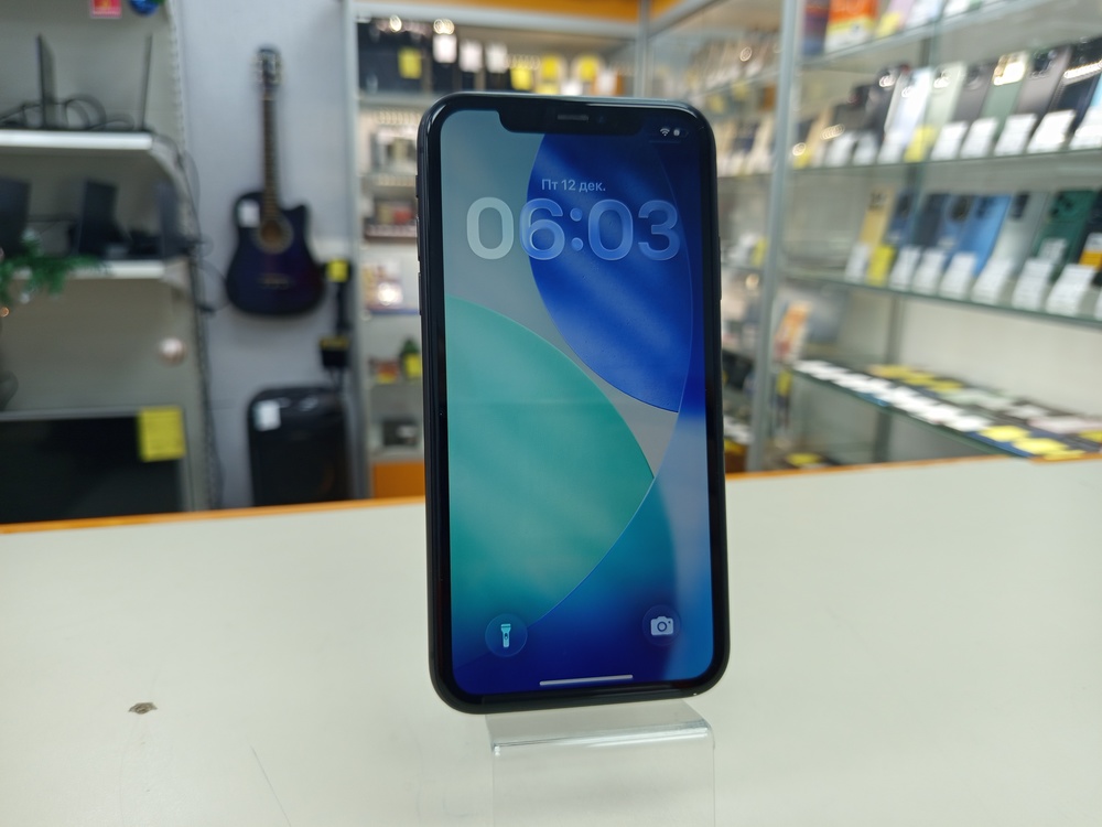 Смартфон Apple iPhone 11 128Gb