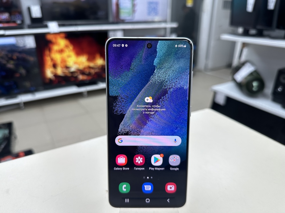 Смартфон Samsung Galaxy S21 FE 5G 8/128