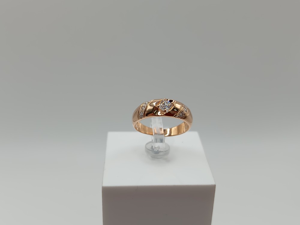 КОЛКМИ585 КОЛЬЦО С КАМНЯМИ (Au 585)