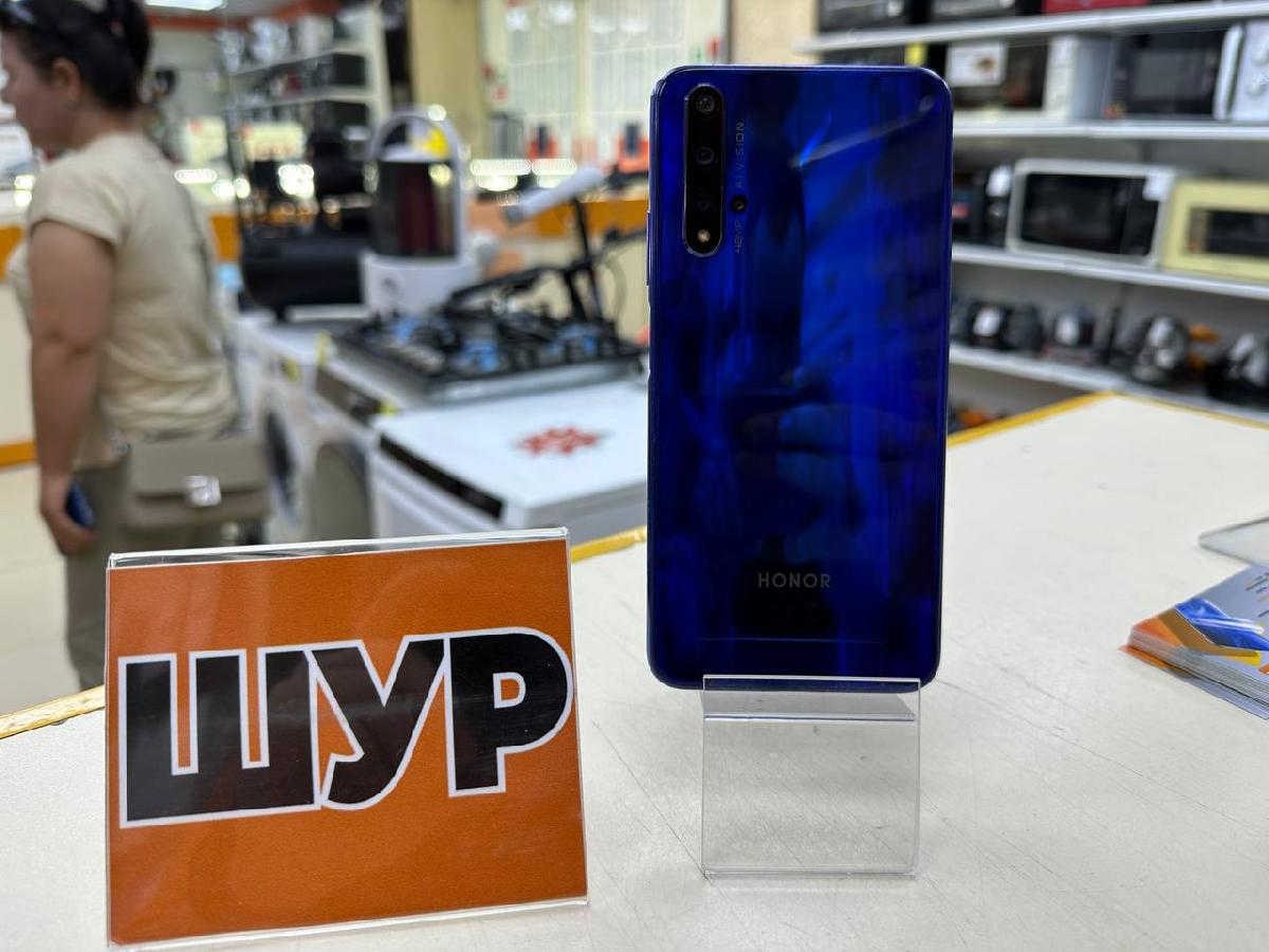 Смартфон Honor 20 6/128