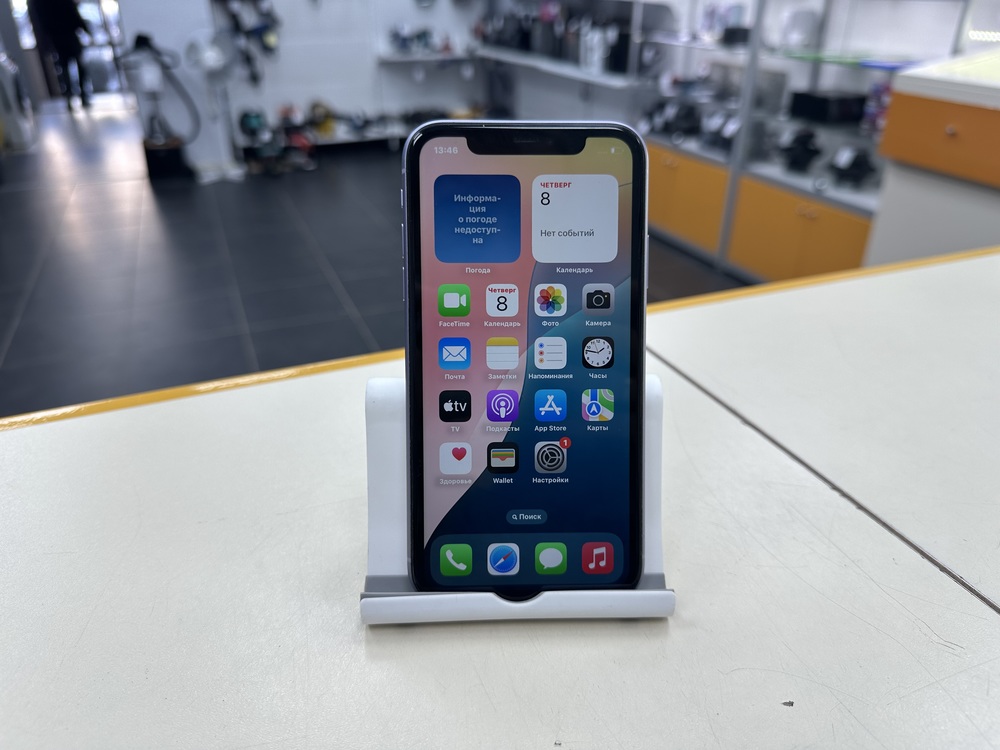 Смартфон Apple iPhone 11 64Gb
