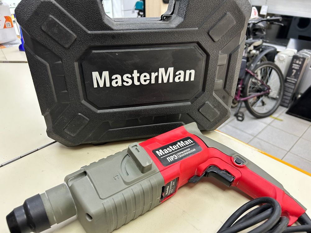 Перфоратор Mastermax MRH-1402
