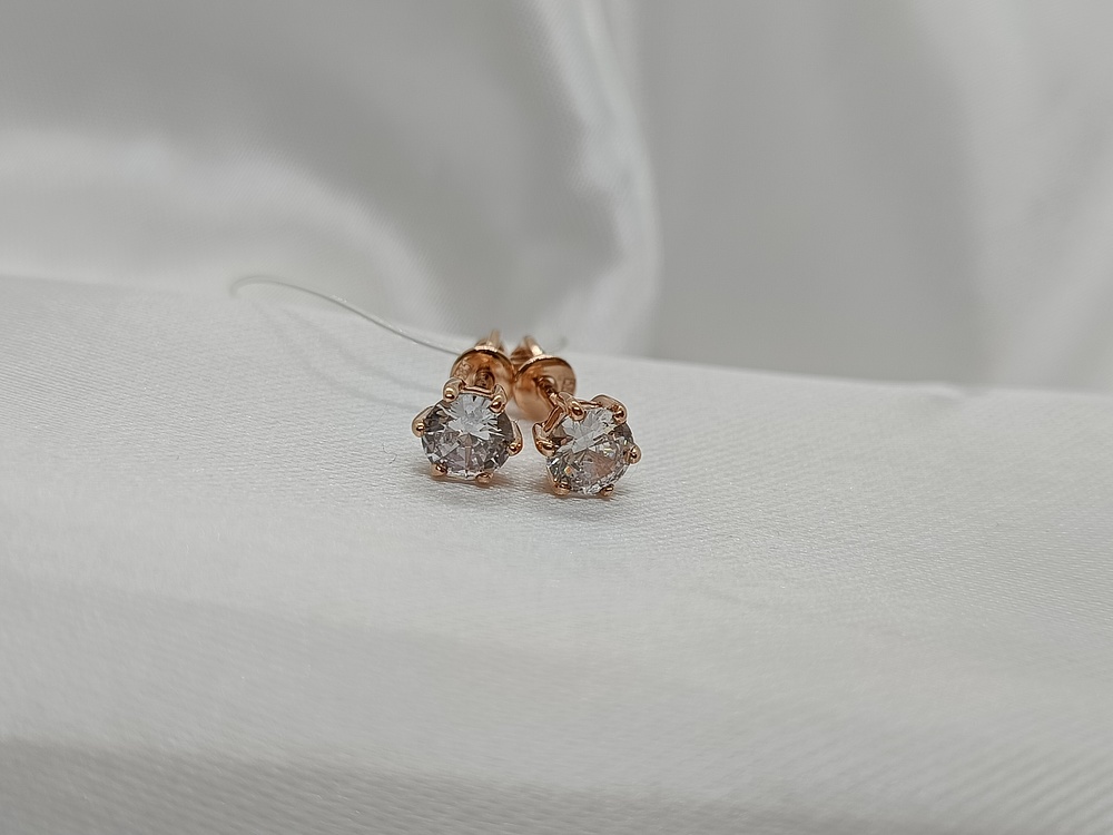 с2611 СЕРЬГИ ПУСЕТЫ с камнем (Au 585)