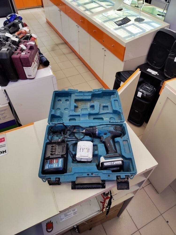 Шуруповерт Makita DF347D