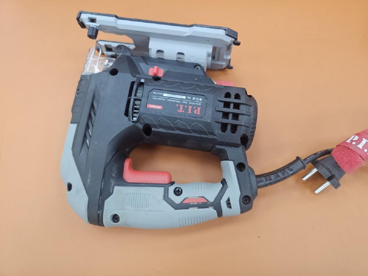 Лобзик P.I.T. PST70-C2