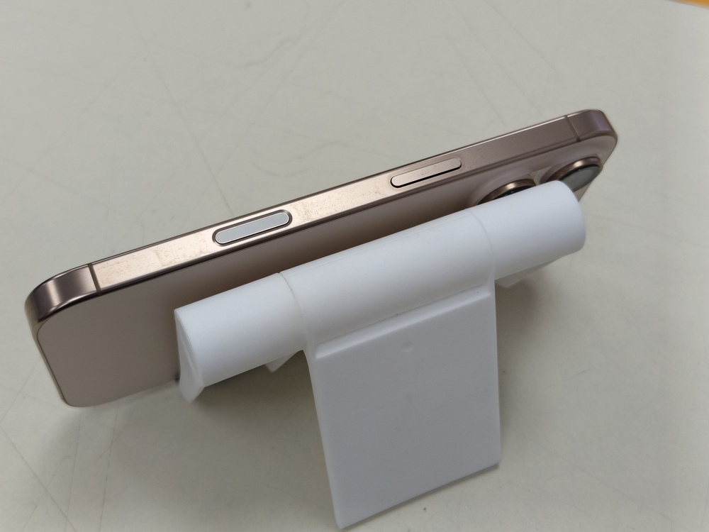 Смартфон Apple Iphone 16 Pro 128Gb