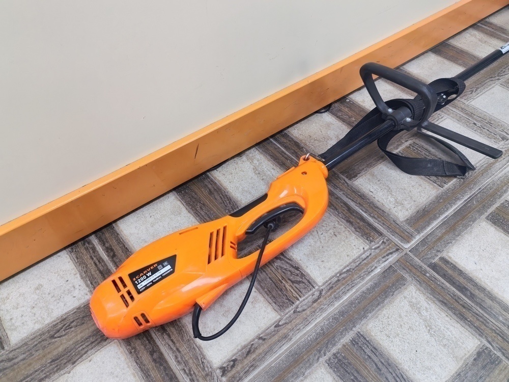 Триммер Carver TR-1500S