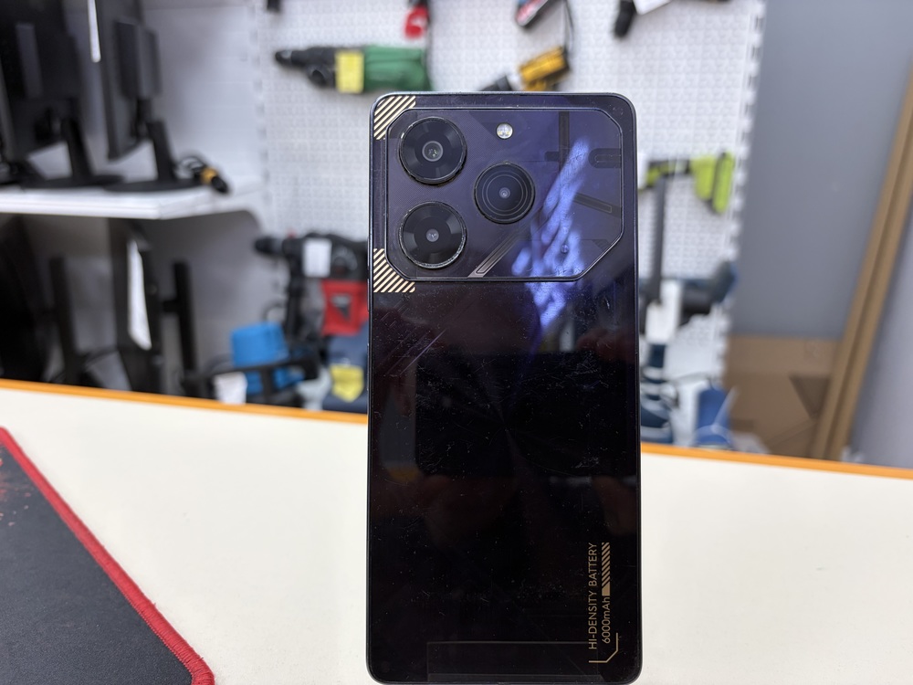 Смартфон Tecno Pova 6 Pro 5G 12/256