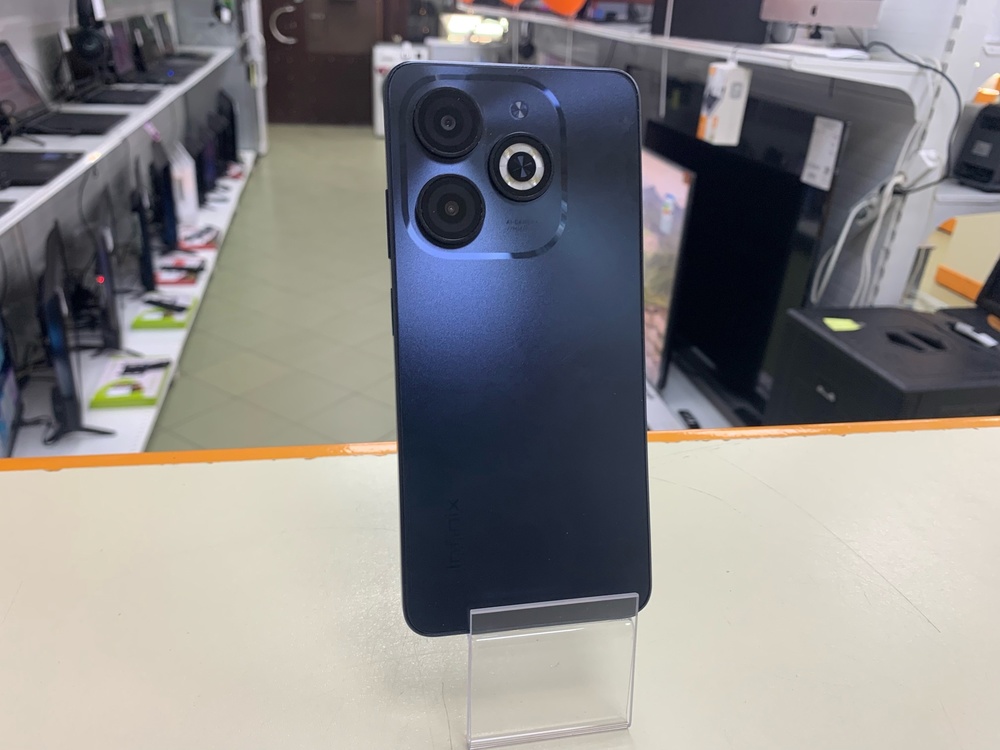 Смартфон Infinix Smart 8 4/128