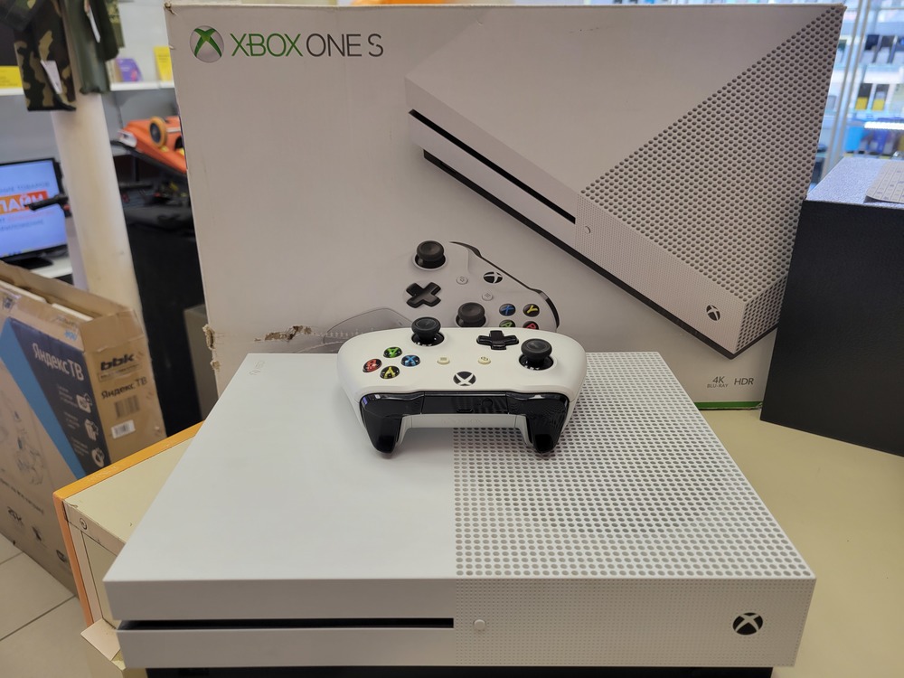 Игровая приставка Xbox One S 500Gb
