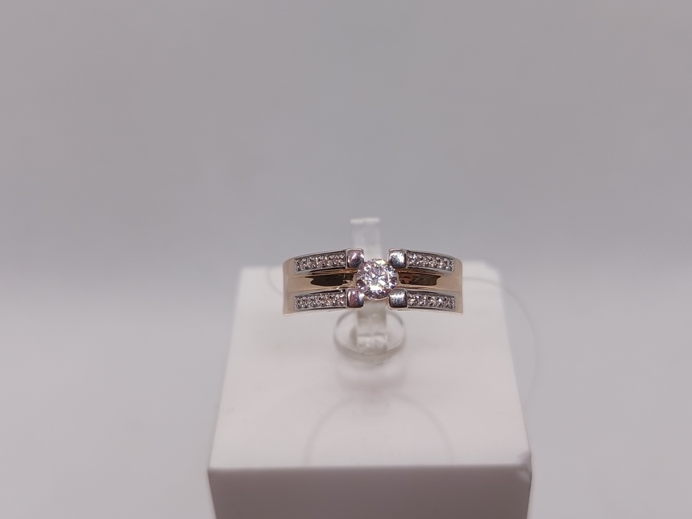 КОЛЬЦО С КАМНЯМИ (Au 585)