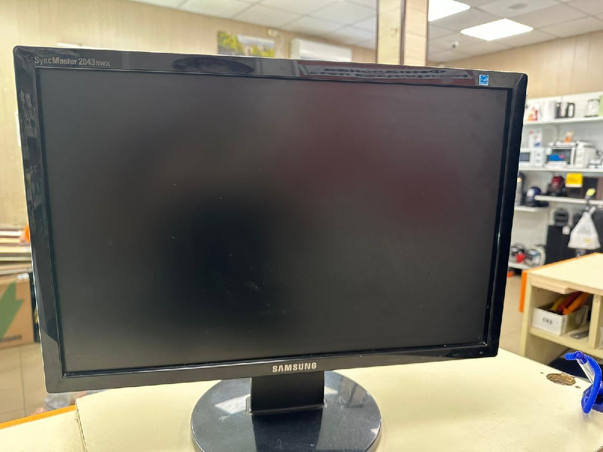 Монитор Samsung 2033SW