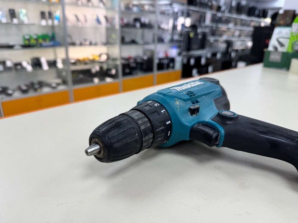 ДРЕЛЬ-ШУРУПОВЕРТ MAKITA DF0300