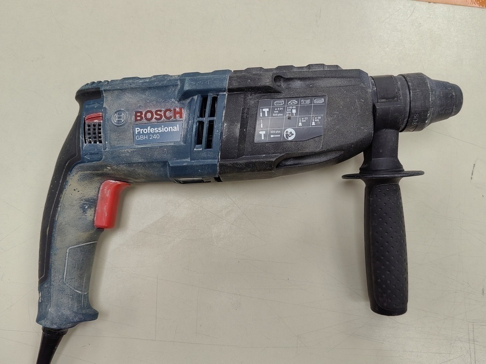 Перфоратор Bosch GBH 240