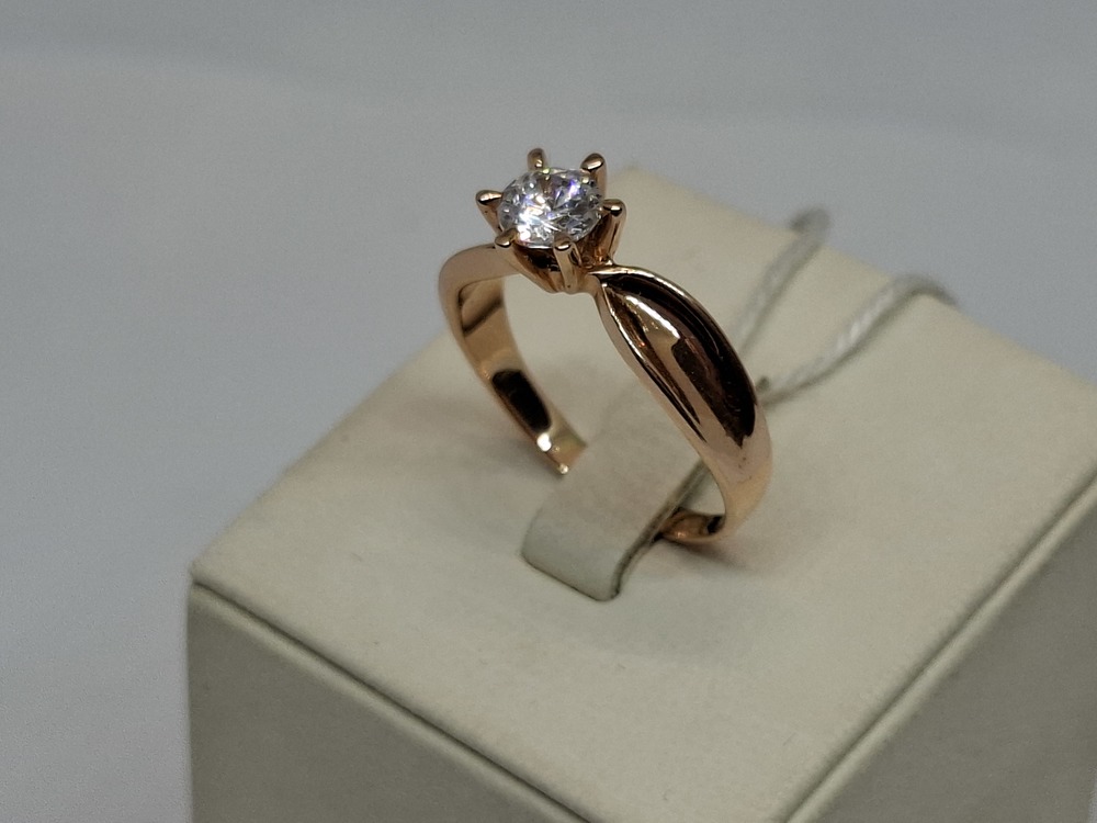 КОЛКМ585 КОЛЬЦО С КАМНЕМ (Au 585)