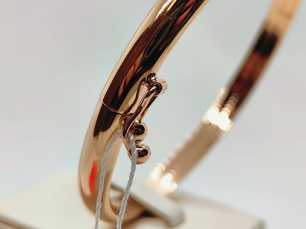 022045 БРАСЛЕТ ЖЕСТКИЙ без камня (Au 585) 022045 БРАСЛЕТ ЖЕСТКИЙ без камня (Au 585)