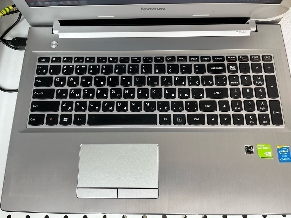 Ноутбук Lenovo; Core i5-4210U, GeForce 840M, 8 Гб, Нет, 1 Tb