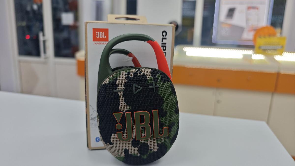 Портативная акустика JBL Clip 5