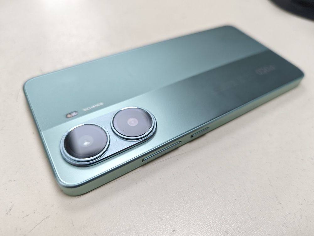 Смартфон Xiaomi POCO X7 PRO 12/512