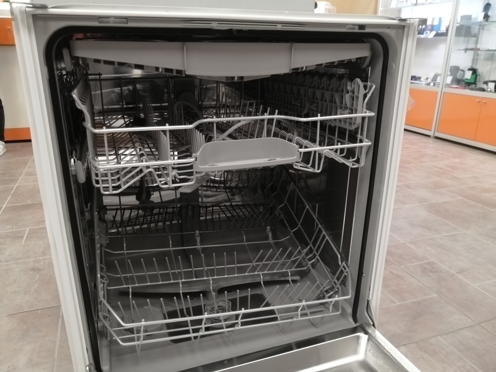 Посудомоечная машина Bosch SMV25EX02R