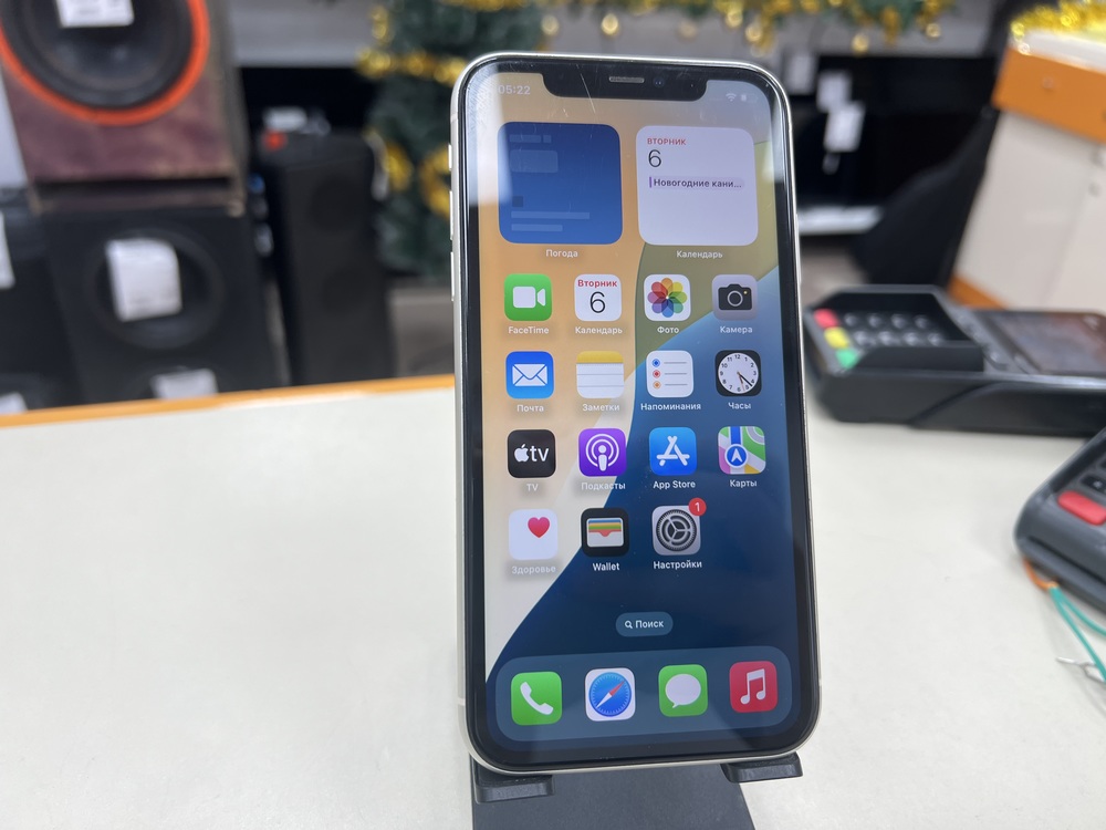 Смартфон Apple iPhone 11 64Gb
