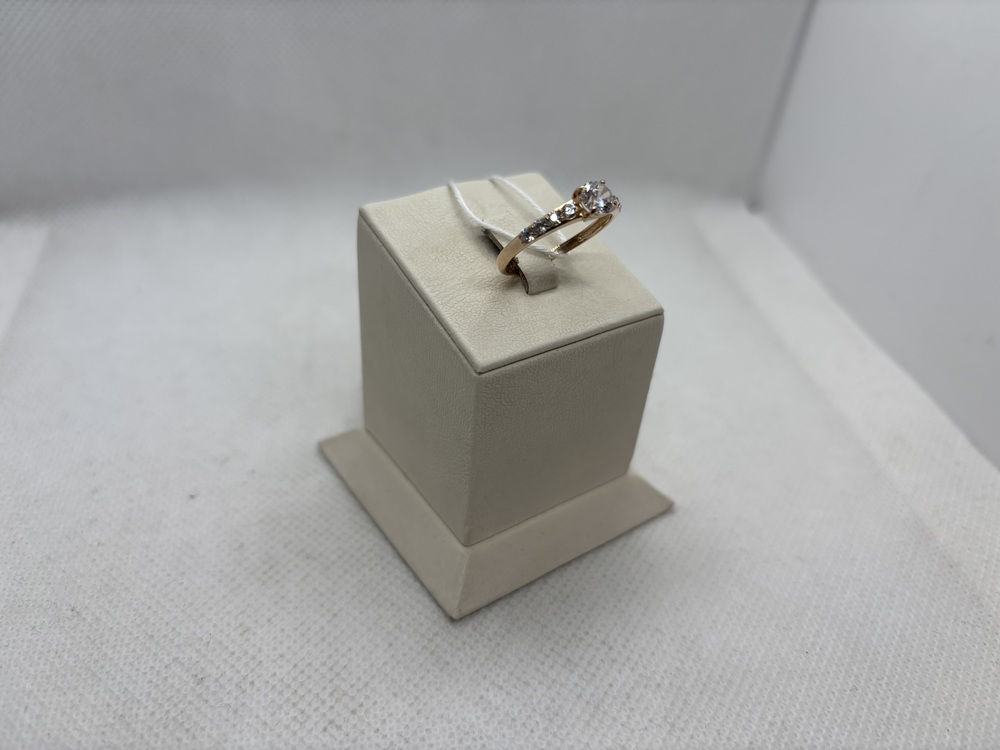 КОЛКМИ585 КОЛЬЦО С КАМНЯМИ (Au 585)