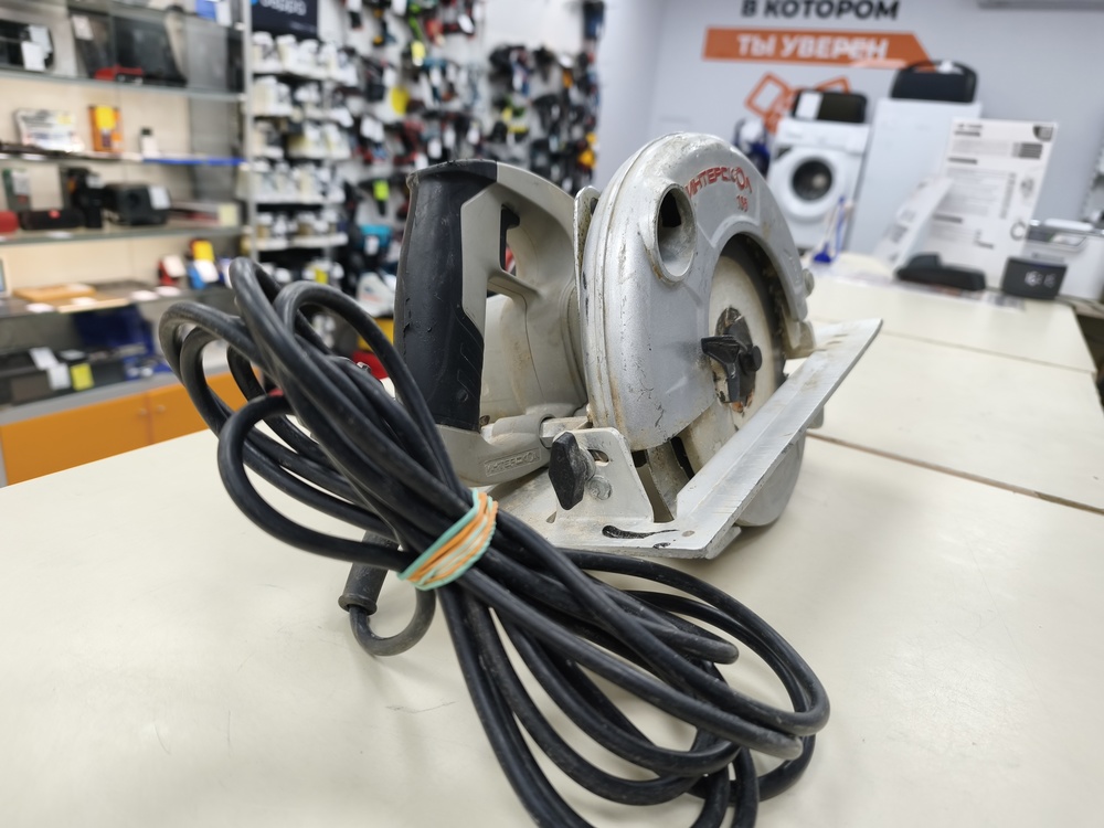 Дисковая пила Интерскол ДП-165/1200