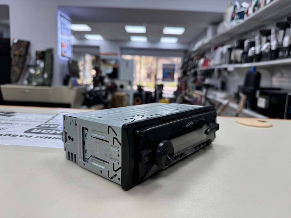 Автомагнитола SONY DSX-A112U