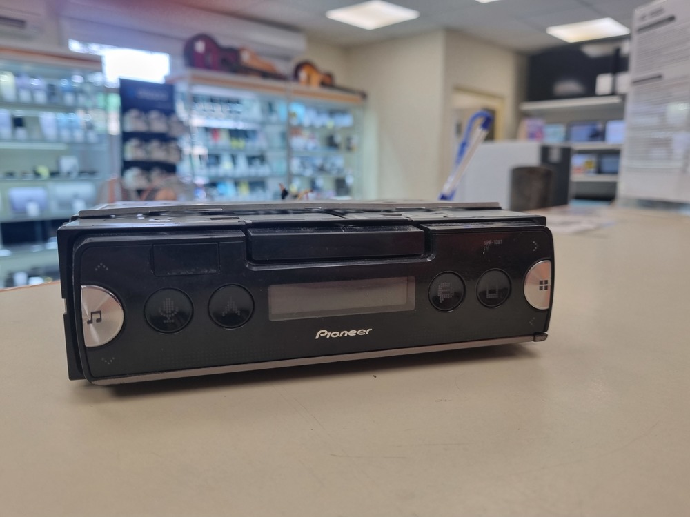 Автомагнитола Pioneer SPH-10BT