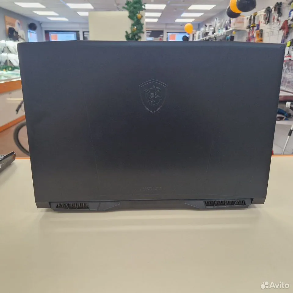 Ноутбук MSI Katana 17 B12VFK-424RU; Core I5-12450H, Geforce RTX 4060, 16 Гб, 512 GB, Нет