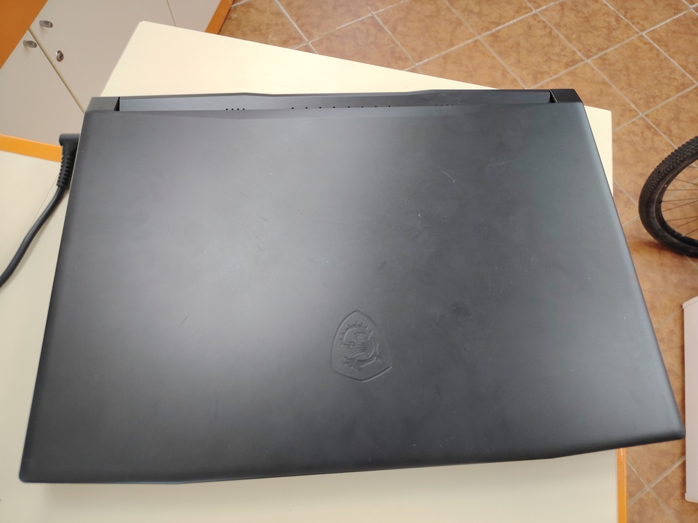 Ноутбук MSI Katana GF76 12UE-660RU; Core I5-12450H, GeForce RTX 3060, 16 Гб, 500 Гб, Нет