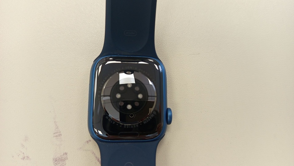 Смарт-часы Apple Watch Series 7 41mm