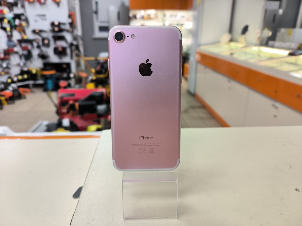 Смартфон Apple iPhone 7 32Gb
