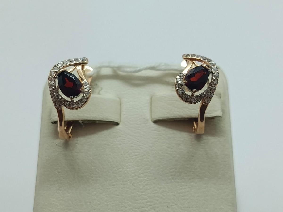 СКМИ585 СЕРЬГИ С КАМНЯМИ (Au 585)