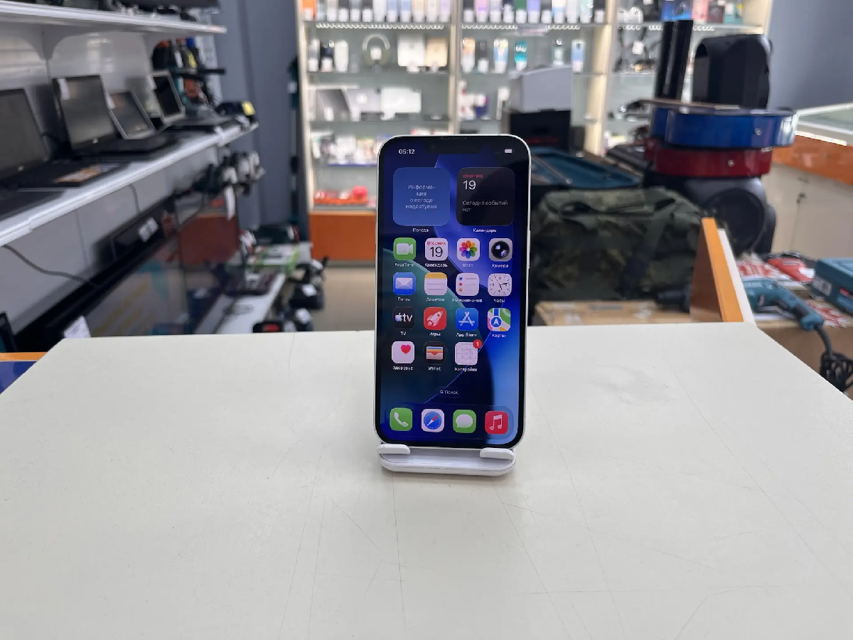 Смартфон Apple Iphone 14 128Gb