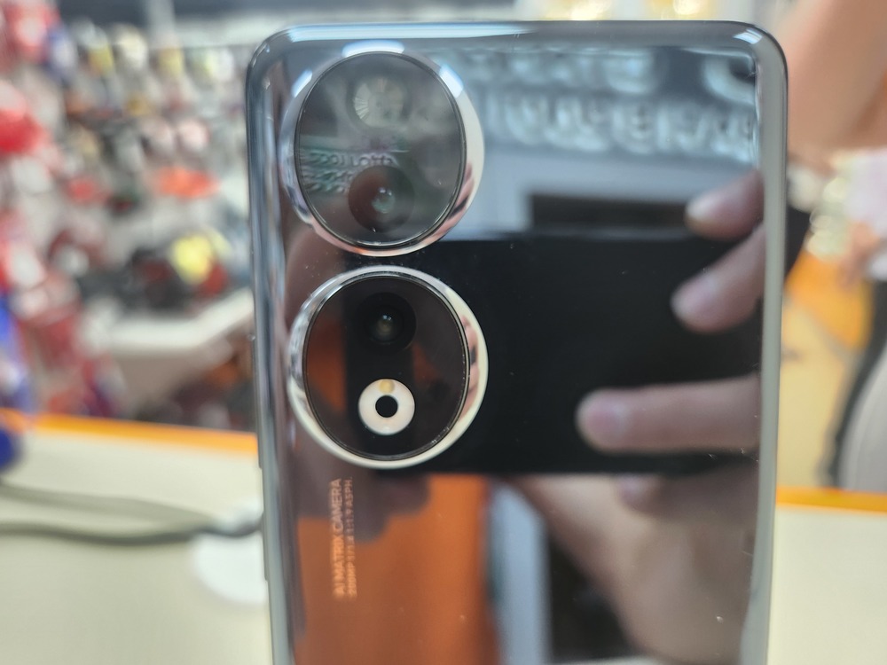 Смартфон Honor 90 8/256