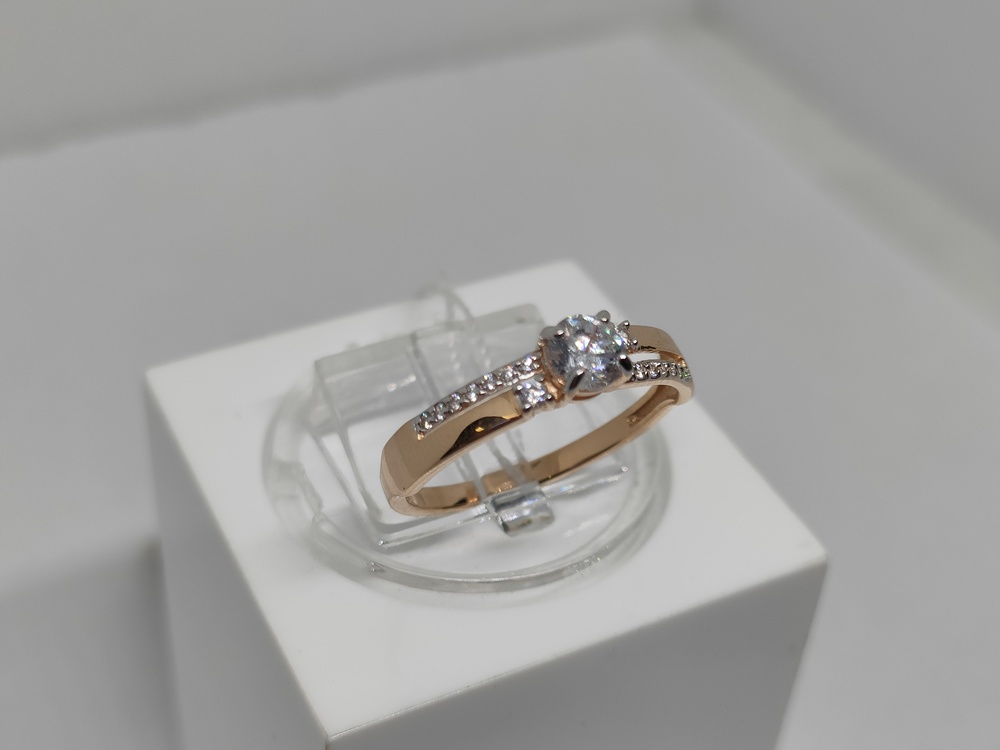 КОЛЬЦО С КАМНЯМИ (Au 585)