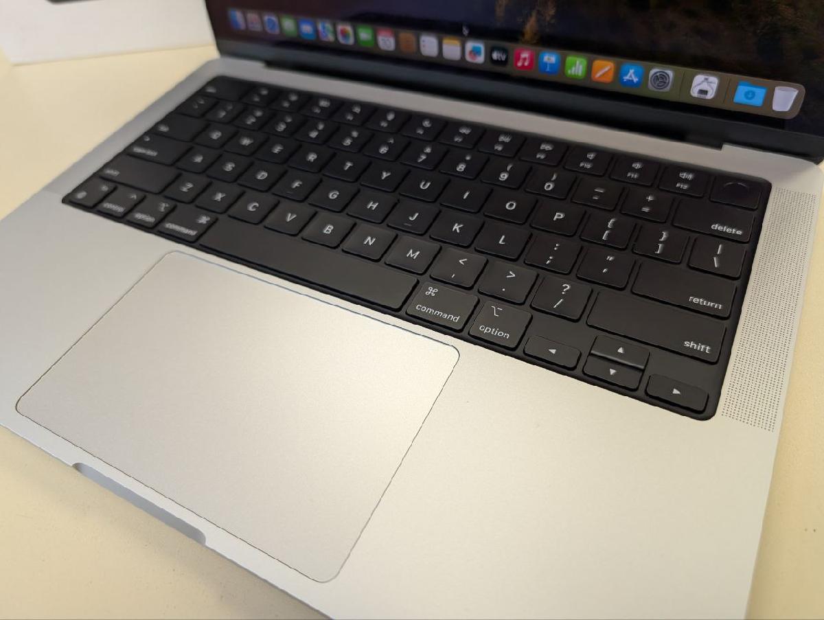 Ноутбук Apple MacBook Pro (14 дюймов, M3 Pro  A2992) 2023