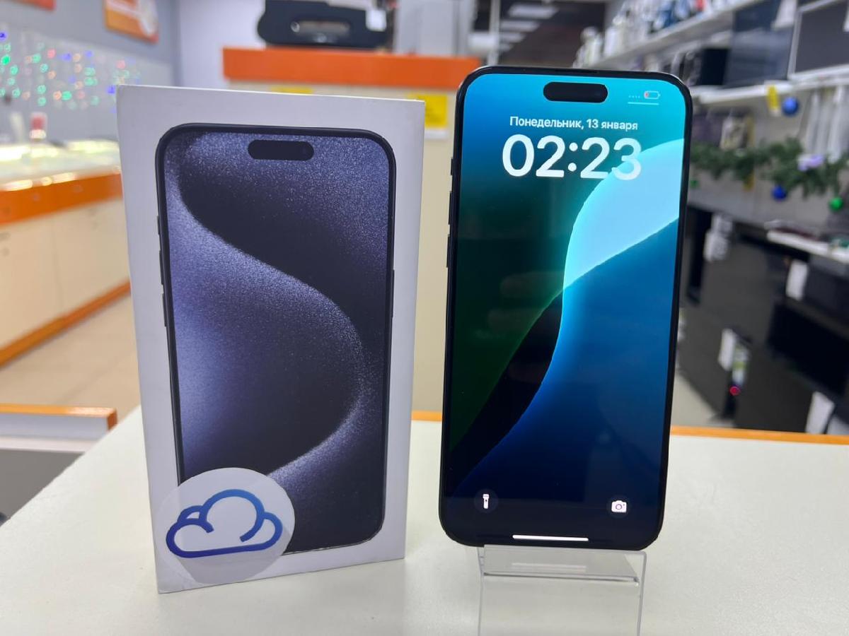 Смартфон Apple iPhone 15 Pro Max 256Gb