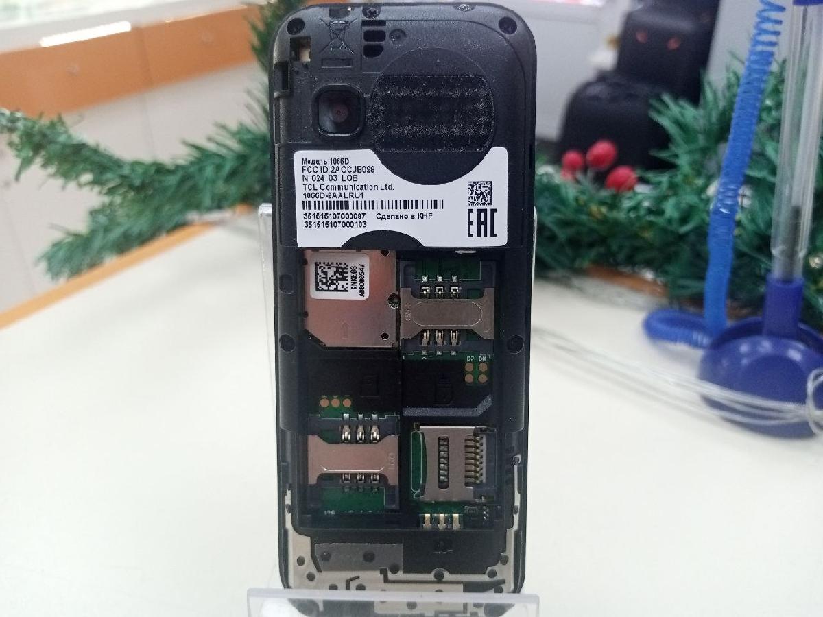 Мобильный телефон Alcatel 1016D