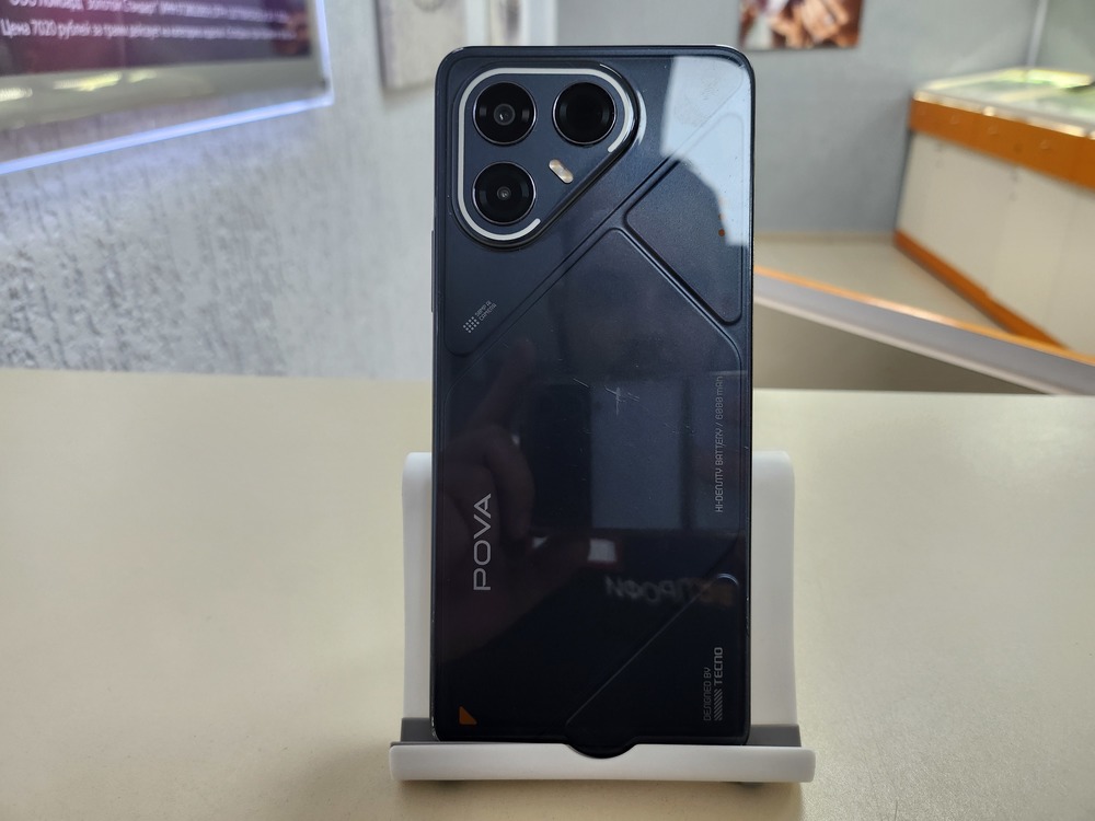 Смартфон Tecno Pova 7 8/256