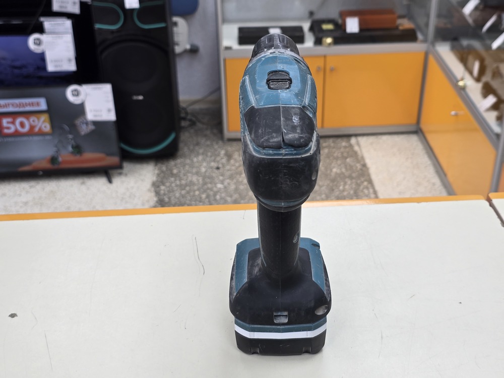 Шуруповерт Makita DF347D