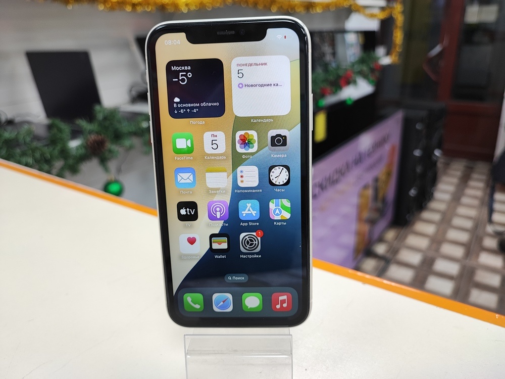Смартфон Apple iPhone 11 64Gb